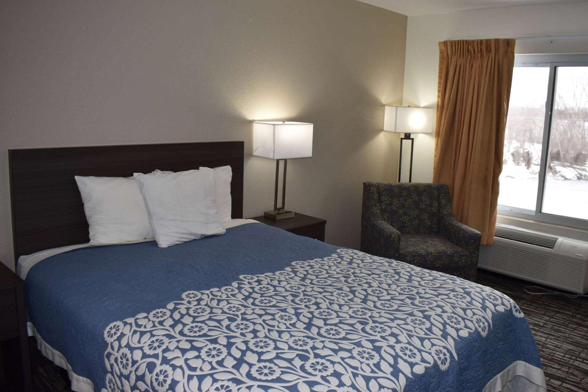 Super 8 By Wyndham Grand Island Hotel Bagian luar foto